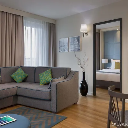 Citadines Centre Frankfurt 4*