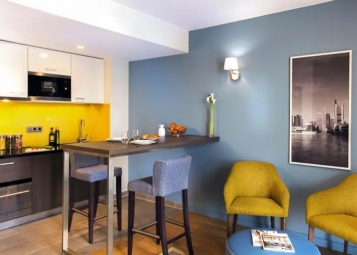 Apart Otel Citadines Centre Frankfurt 4*
