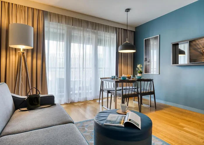 Citadines Centre Frankfurt Apart Otel 4*