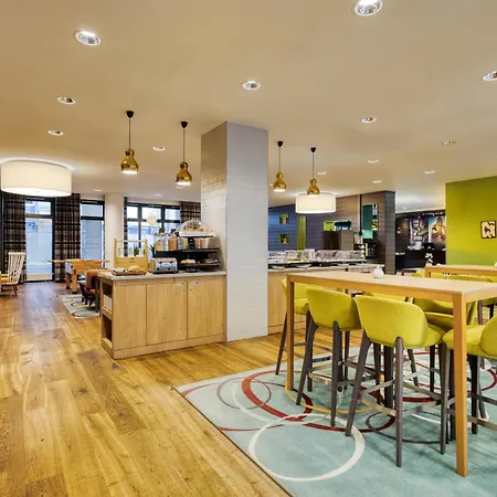 Citadines Centre Frankfurt 4*