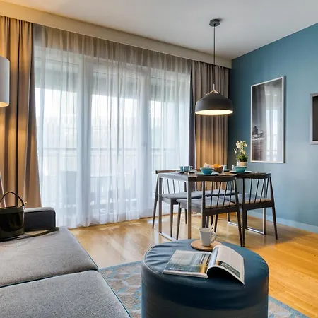 Citadines Centre Frankfurt Apartahotel 4*