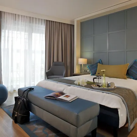 Citadines Centre Frankfurt 4*