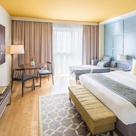 Aparthotel Citadines Centre Frankfurt 4*